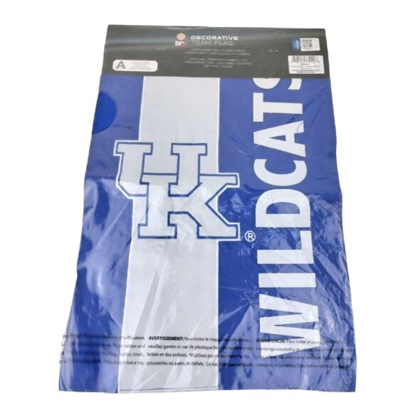 Breeze Decor UK Kentucky Wildcats Garden Flag Banner All Weather 12 x 18 inch - Picture 6 of 9